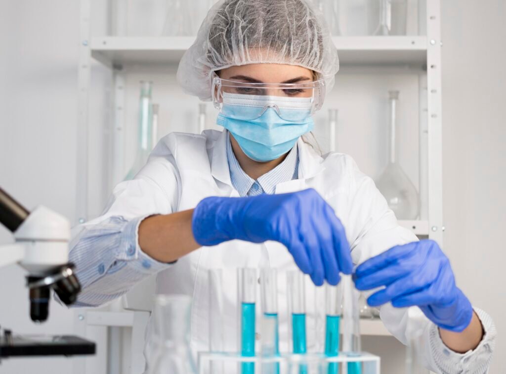 woman-working-laboratory-portrait (1)